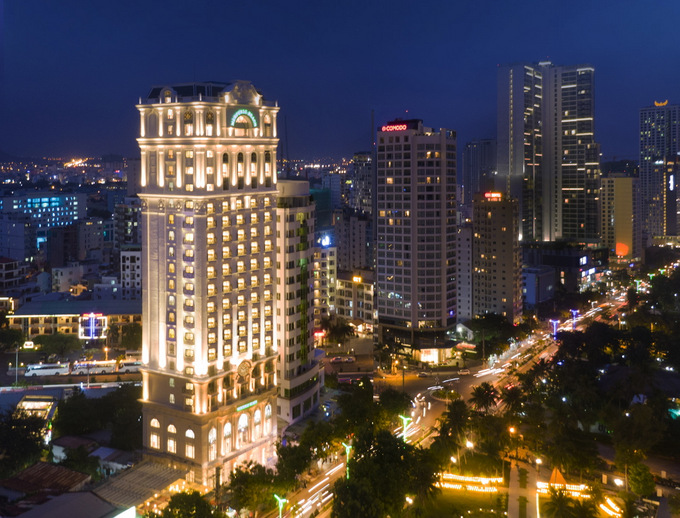  Mặt tiền khách sạn Merperle Beach