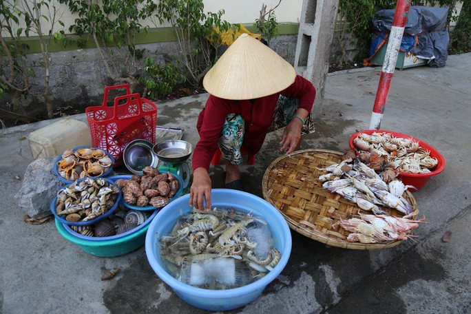 Sáng ở Nha Trang trong ngày đầu cách ly toàn xã hội - Ảnh 7.