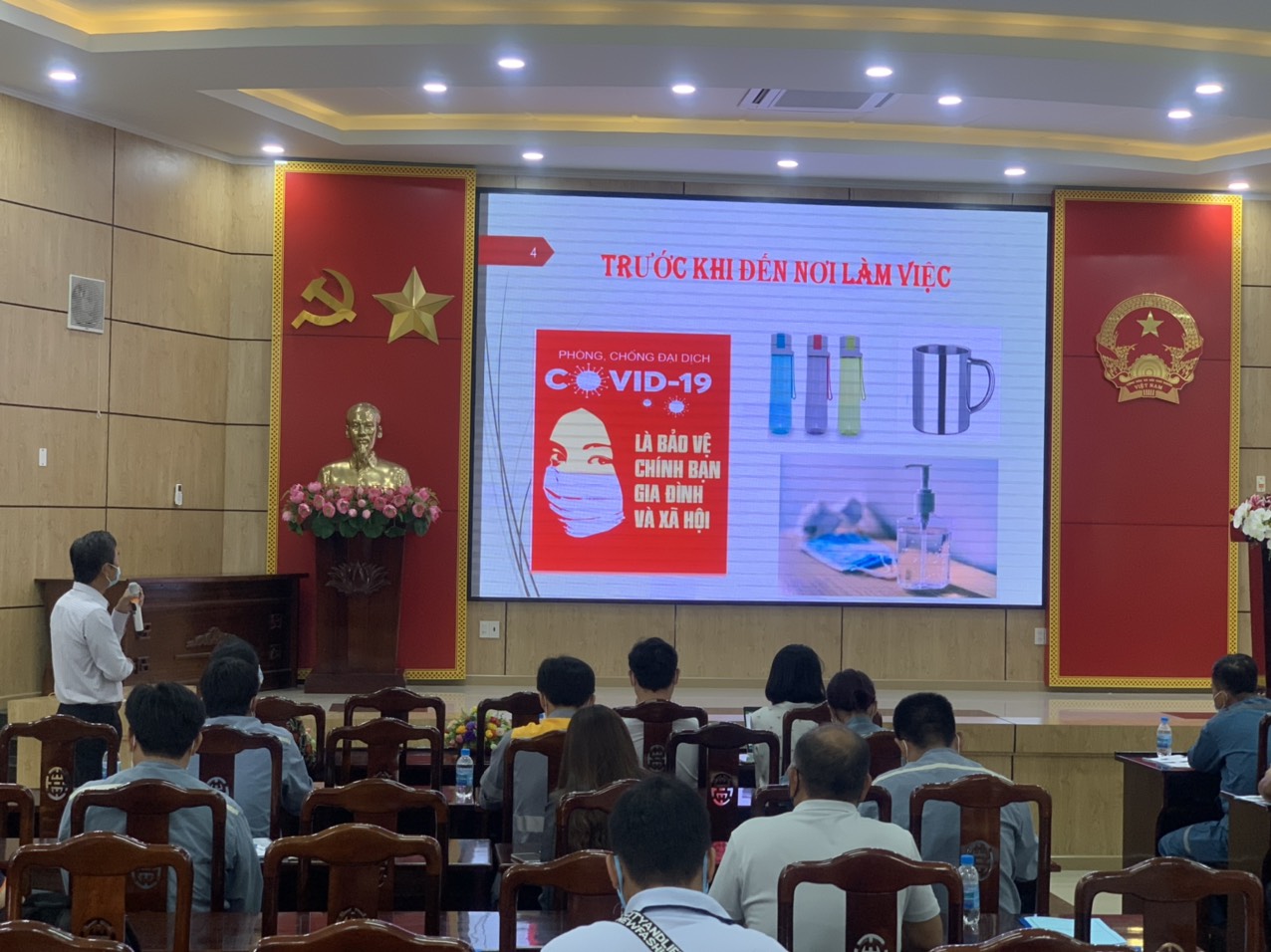 Quang cảnh buổi tập huấn