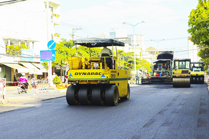 Thi công cống thoát nước thải khu vực phía bắc TP. Nha Trang.