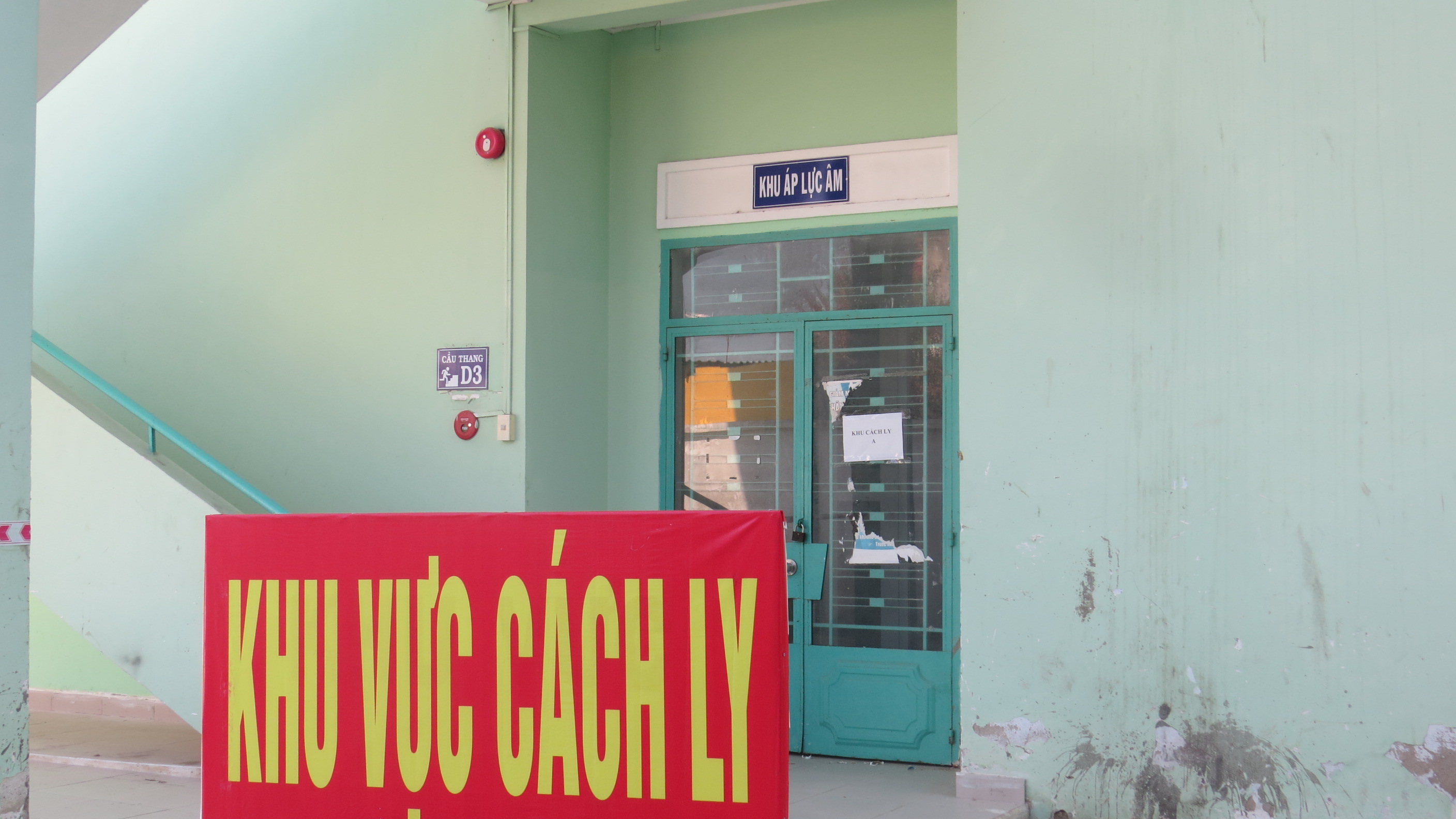 Khu vực cách ly tại Bệnh viện Bệnh nhiệt đới tỉnh Khánh Hoà