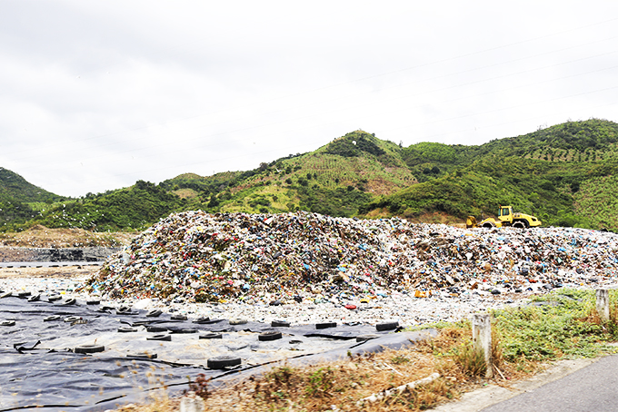 Bãi chôn lấp, xử lý nước rỉ rác Lương Hòa (TP. Nha Trang). 