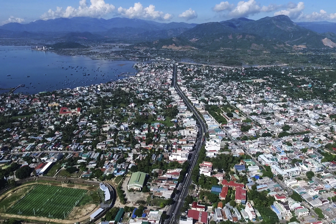 Một góc đô thị Cam Ranh.