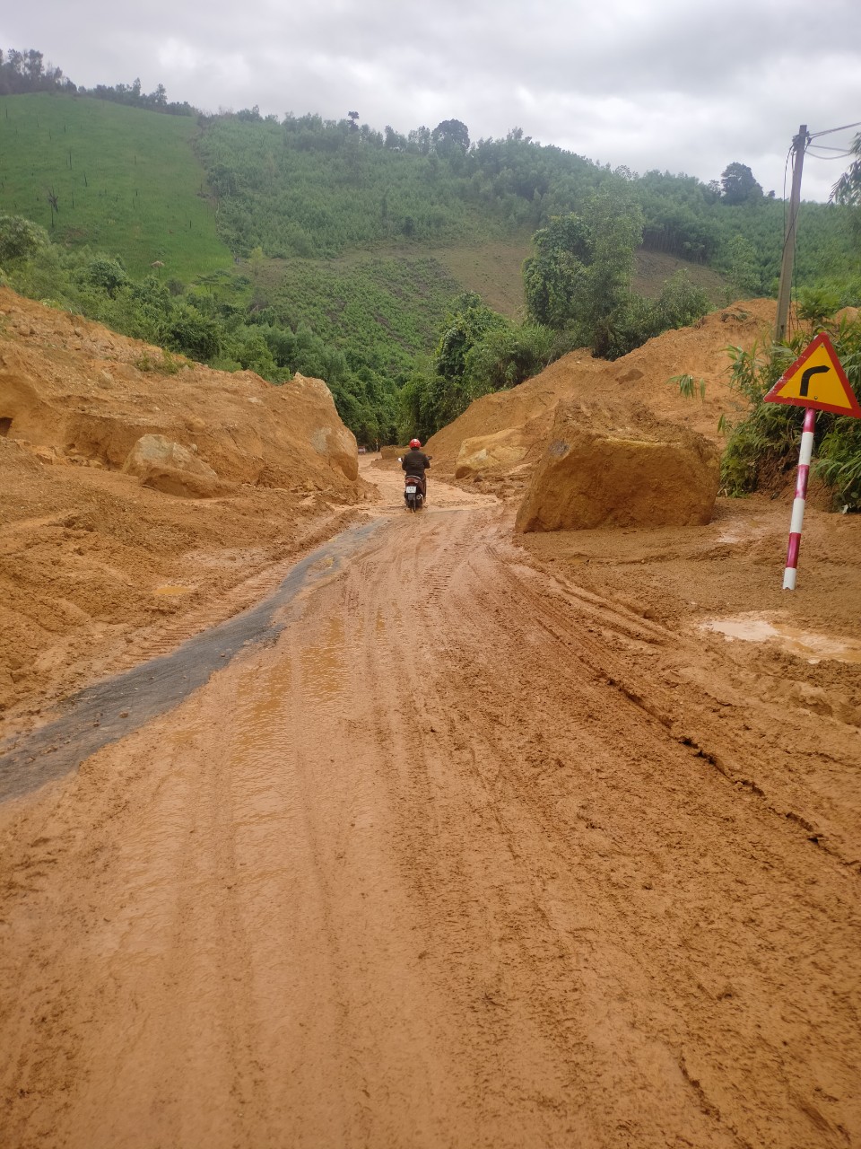 Quốc lộ 27C đã thông tuyến.