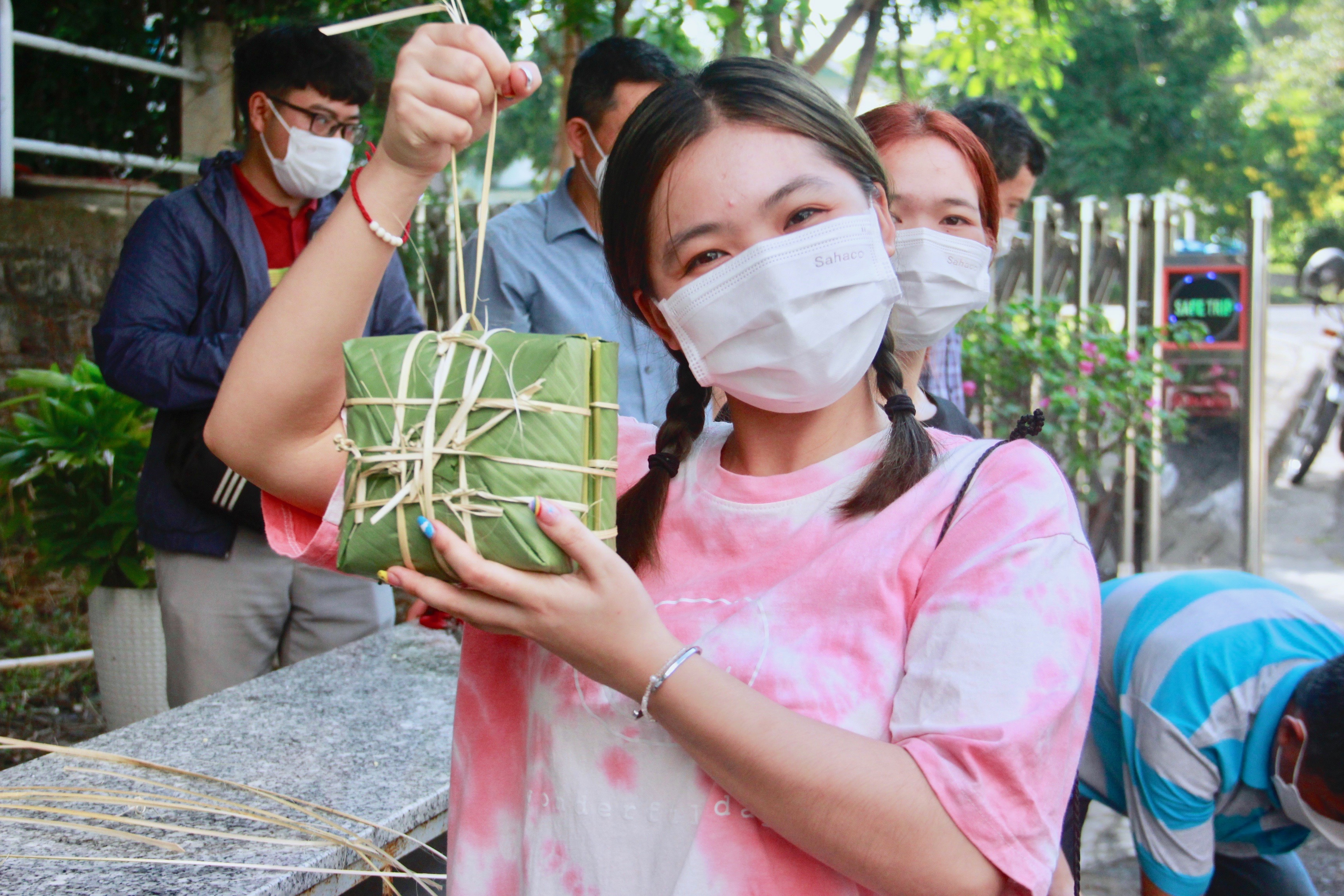 Nhiều sinh viên chia sẻ, hiểu về văn hóa của Việt Nam và thêm tin, yêu nơi mình đang học tập, sinh sống.