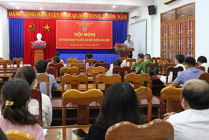 Quang cảnh buổi tập huấn.