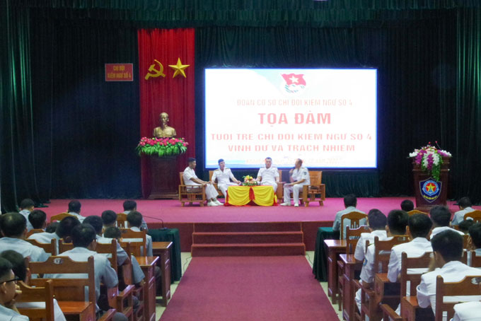 Quang cảnh buổi tọa đàm