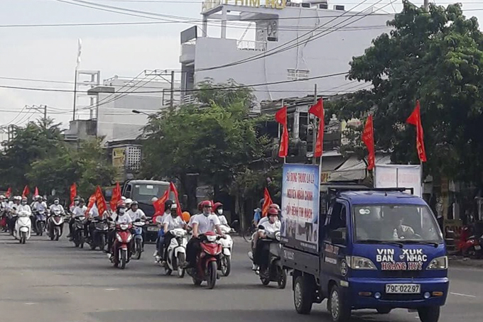 Mít tinh hưởng ứng ngày Thế giới không thuốc lá tại TP. Nha Trang.