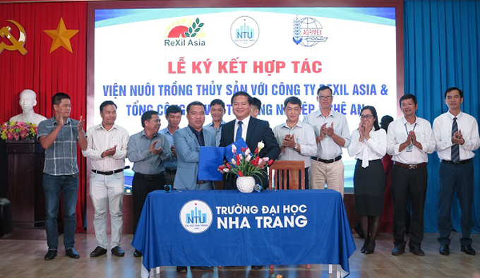 Viện Nuôi trồng thủy sản ký kết hợp tác với Tổng Công ty Vật tư Nông nghiệp Nghệ An.