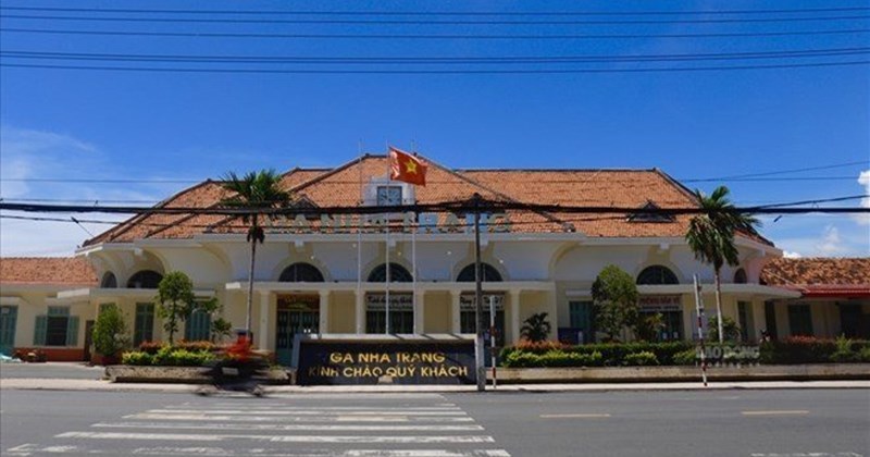 Sau vụ bánh mì Đồng Mẫn, thêm một quán bánh mì ở Nha Trang bị xử phạt