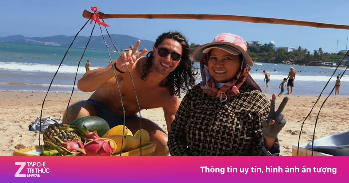 Tin mới vụ bà bán hàng rong hát tiếng Anh nổi tiếng Nha Trang bị xử lý