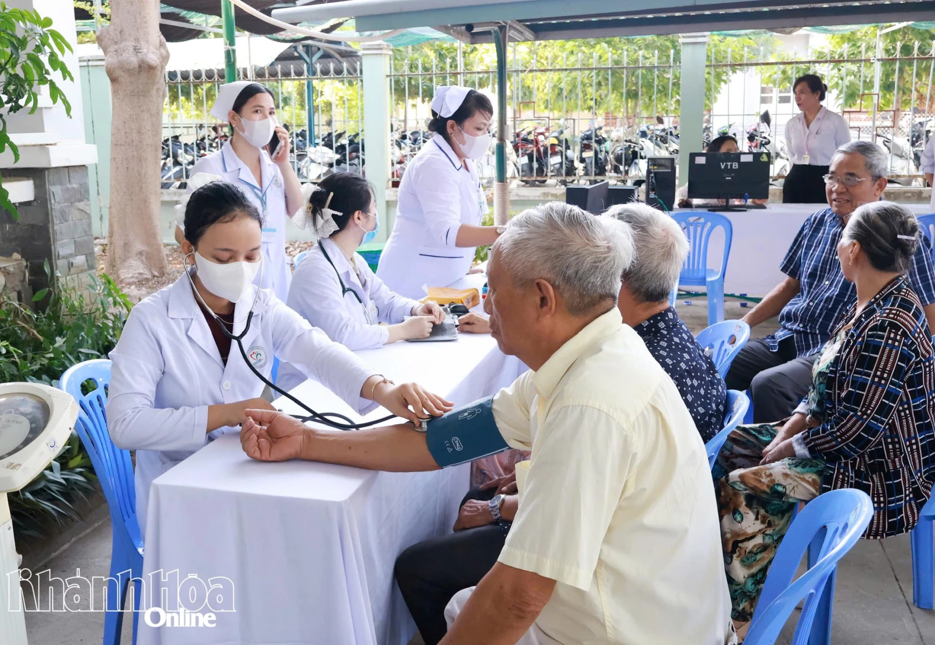 Bệnh viện Đa khoa Ninh Thuận ra quân khám sức khỏe miễn phí toàn dân năm 2026