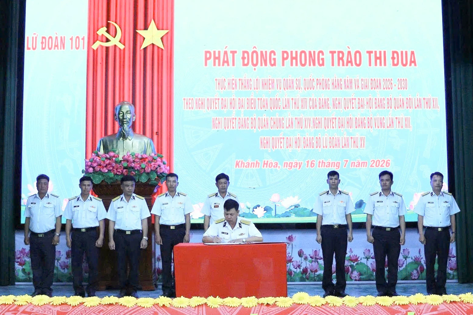 Lữ đoàn 101 phát động phong trào thi đua thực hiện thắng lợi nhiệm vụ quân sự, quốc phòng