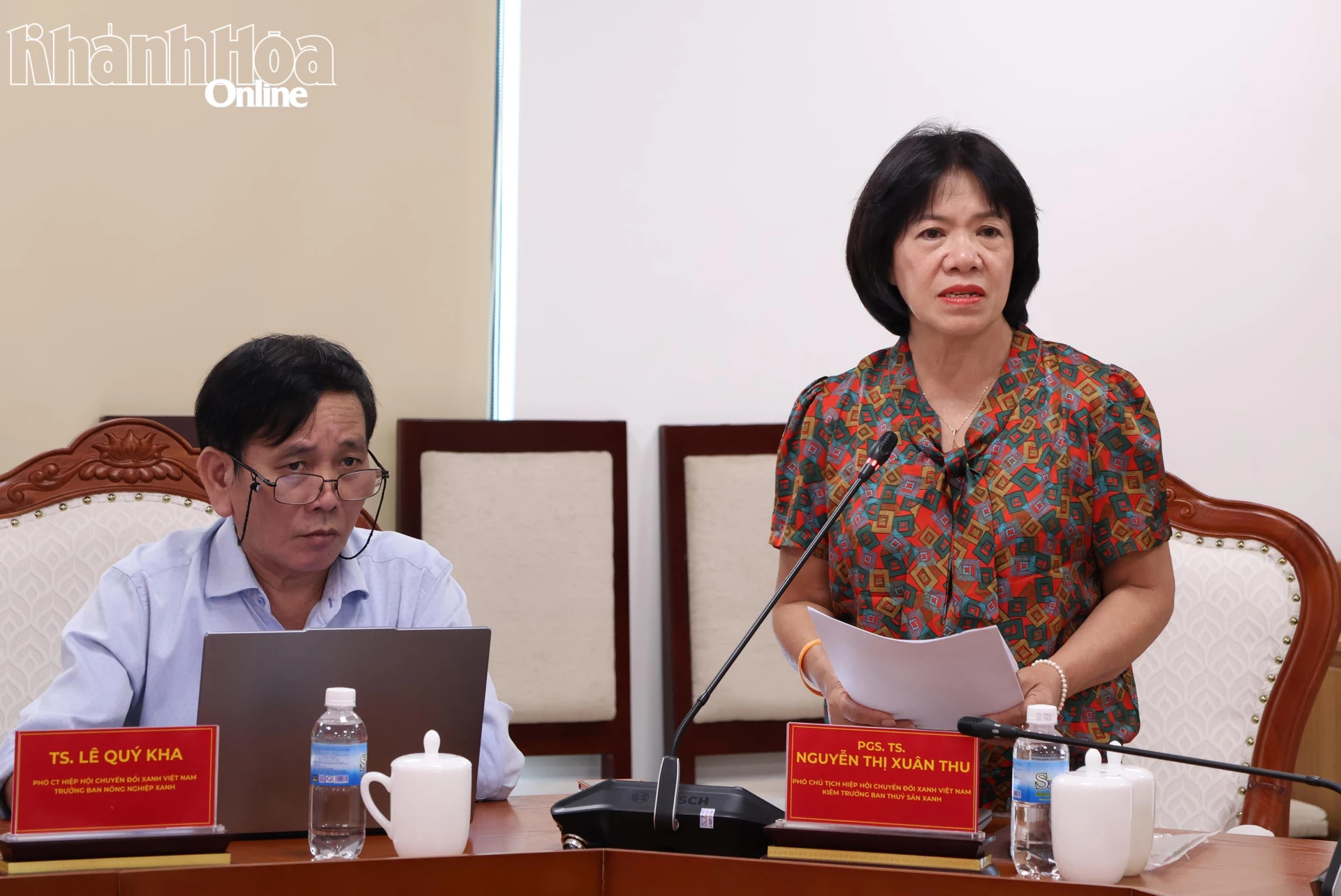Lãnh đạo Hiệp hội Chuyển đổi Xanh Việt Nam nêu ý kiến, đề xuất tại buổi làm việc.