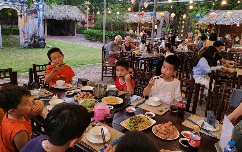 Cuối tháng 7: Du lịch ẩm thực vào mùa sôi động