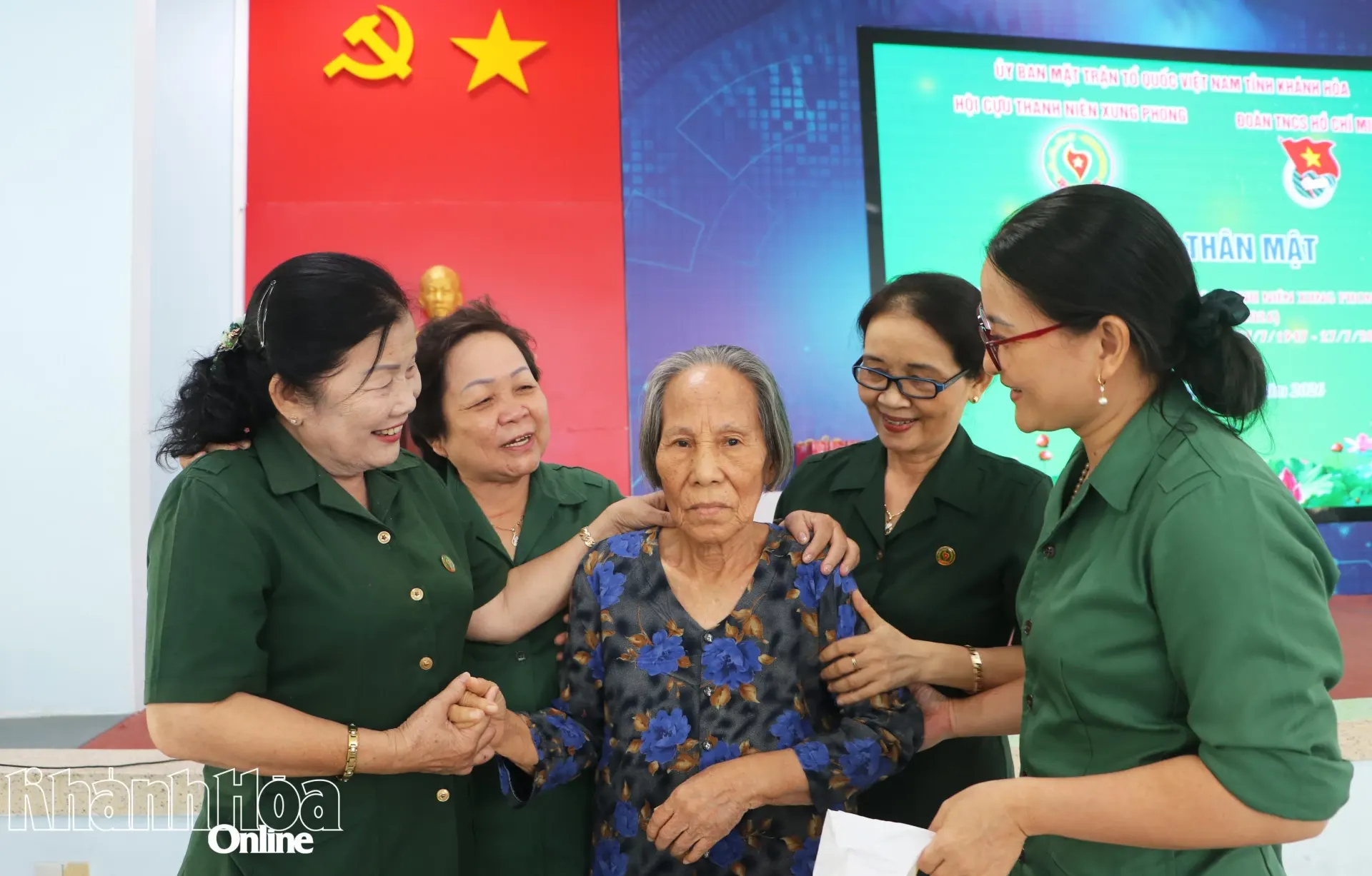 Hội Cựu Thanh niên xung phong tỉnh Khánh Hòa gặp mặt truyền thống