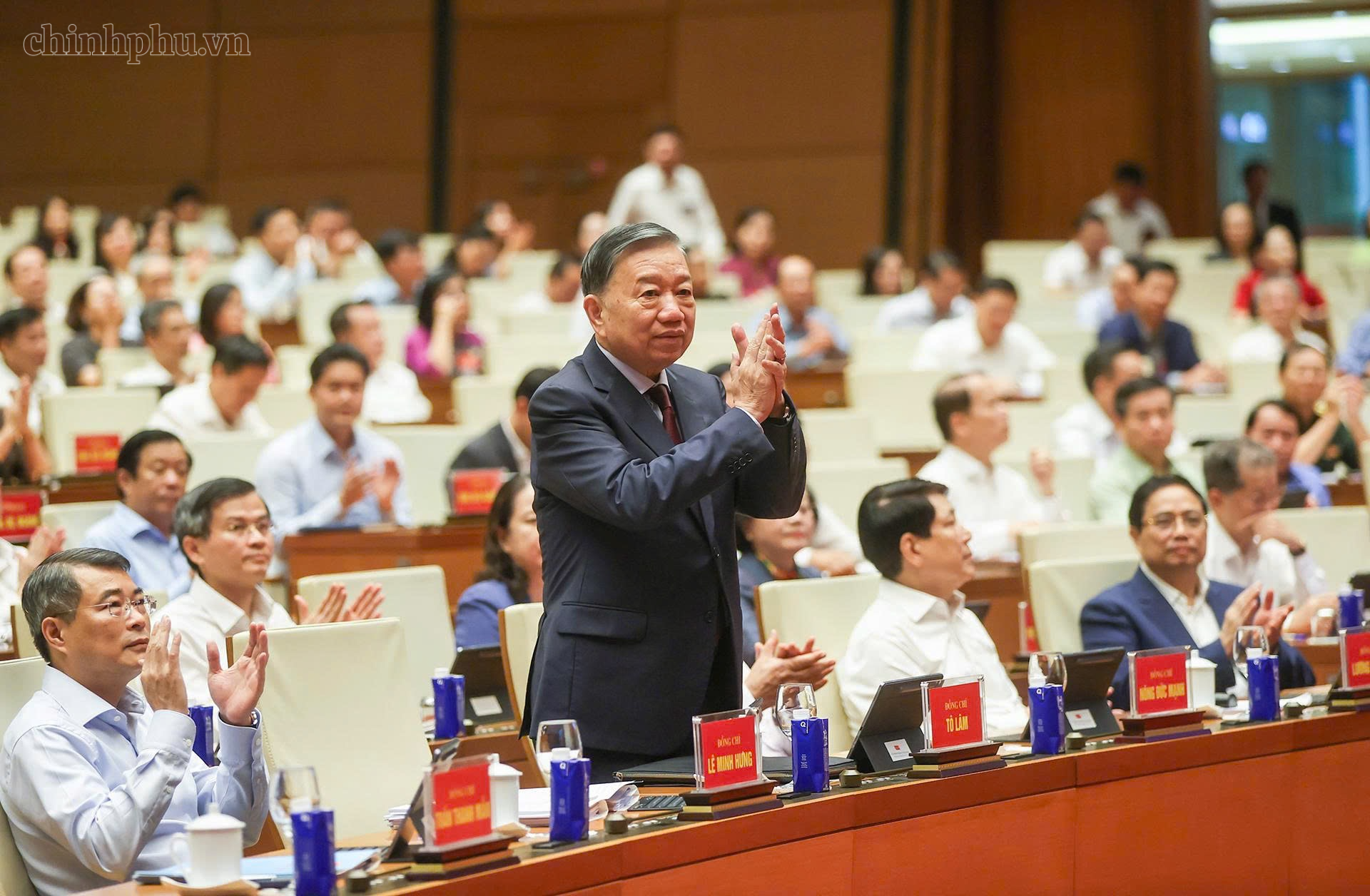 Hội nghị toàn quốc quán triệt, triển khai Nghị quyết Hội nghị lần thứ ba, Ban Chấp hành Trung ương Đảng khóa XIV