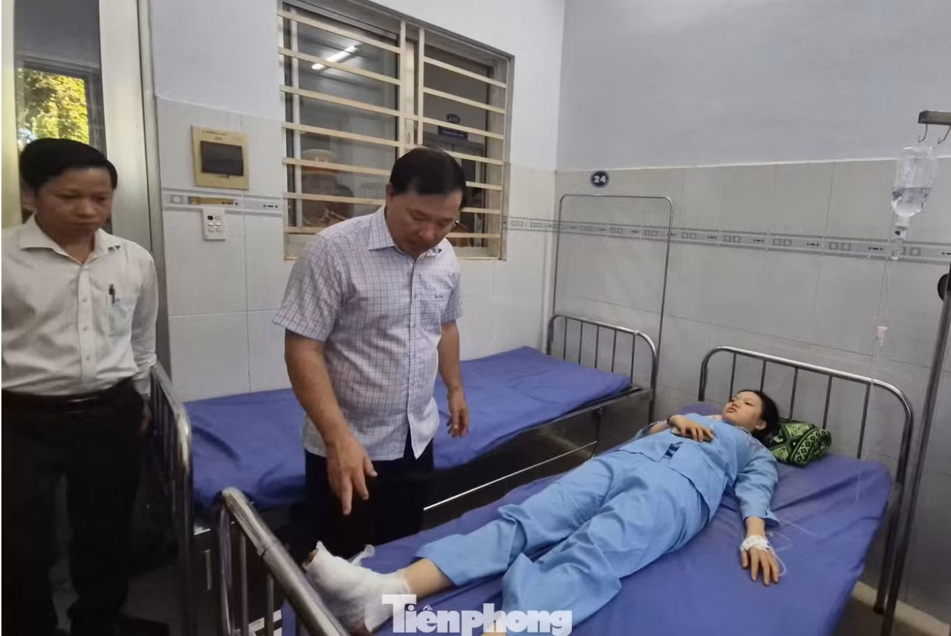 Nạn nhân bị thương sau vụ tai nạn. Ảnh: Văn Quân anh-chup-man-hinh-2026-07-21-luc-144604.png