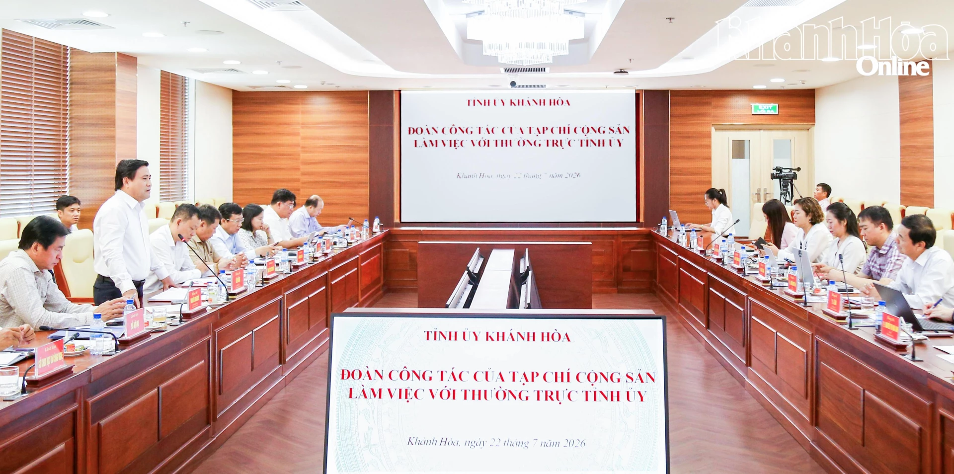Quang cảnh tại buổi làm việc. 
